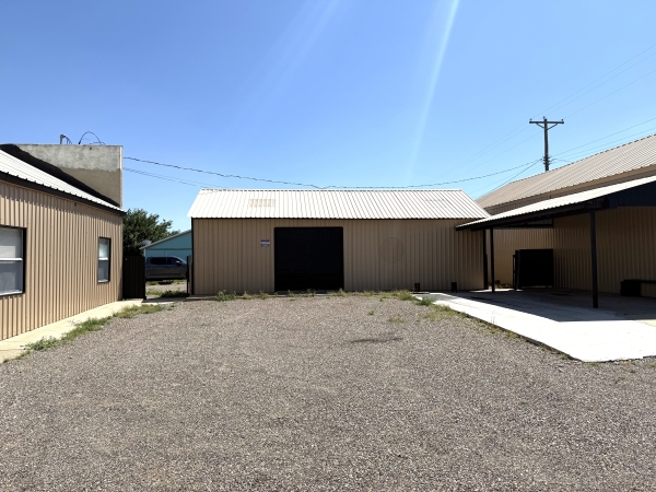 Listing Image #3 - Industrial for sale at 328 E 3rd Street, Borger TX 79007