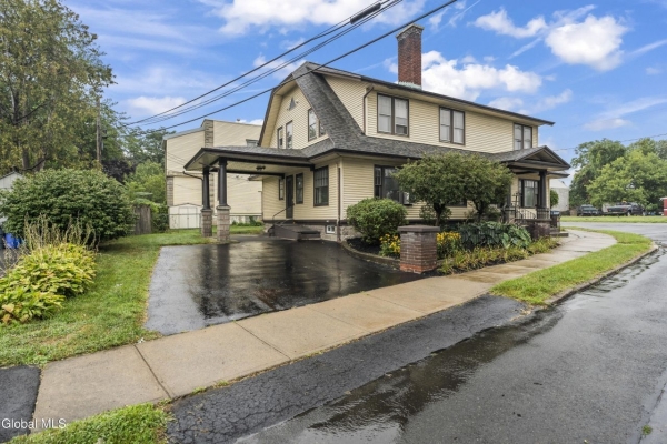 Listing Image #2 - Office for sale at 1145 Catalyn Street, Schenectady NY 12303
