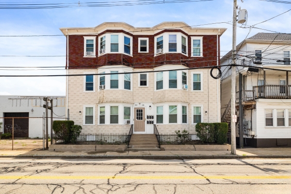 Listing Image #2 - Multi-family for sale at 212 Washington St., West Warwick RI 02893