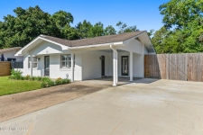 Listing Image #2 - Office for sale at 201 Walnut Drive, Ocean Springs MS 39564
