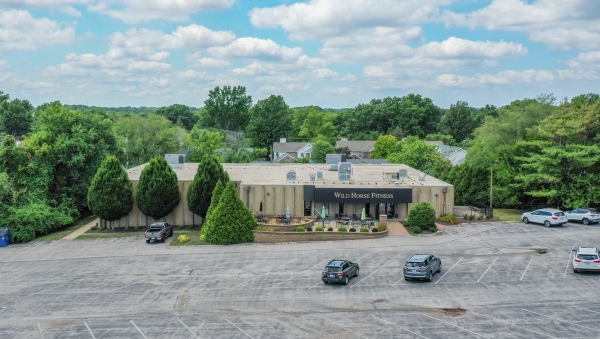 Listing Image #1 - Retail for sale at 920 Kehrs Mill Road, Ballwin MO 63011