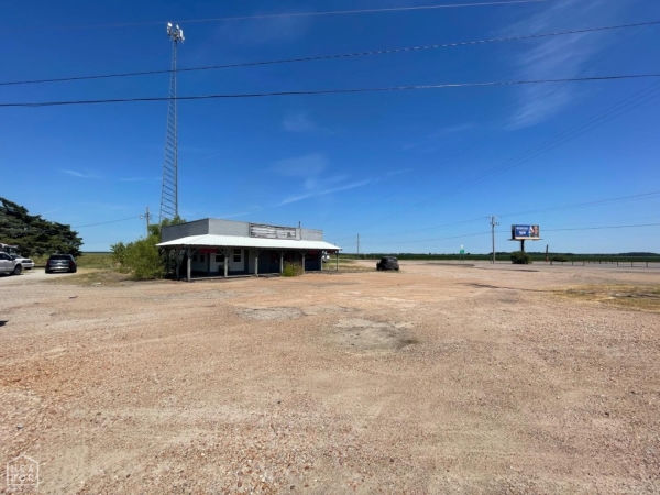 Listing Image #2 - Retail for sale at 8016 Highway 49, Waldenburg AR 72475