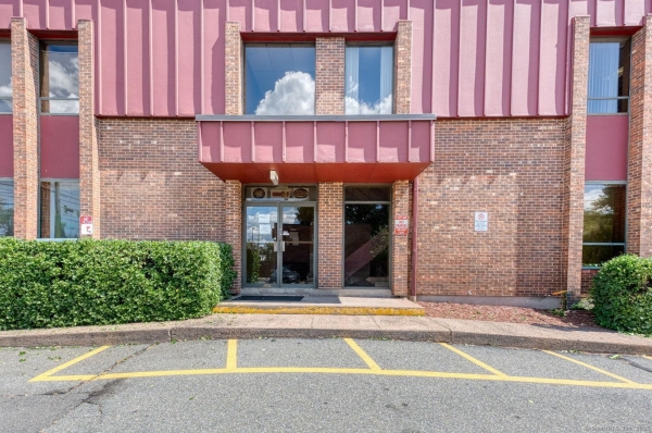 Listing Image #3 - Others for sale at 135 Burnside Avenue, East Hartford CT 06108