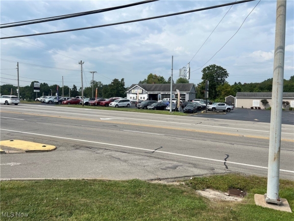 Listing Image #3 - Others for sale at 4506 Belmont, Youngstown OH 44505 Listing Image #3 - Others for sale at 4506 Belmont, Youngstown OH 44505