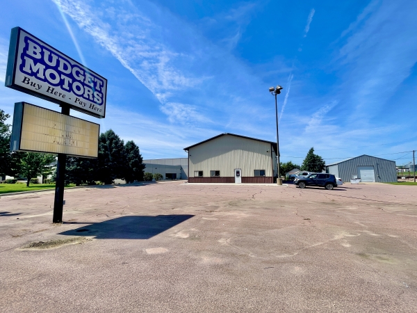 Listing Image #1 - Others for sale at 817 Lewis Blvd, Et Al, Sioux City IA 51105