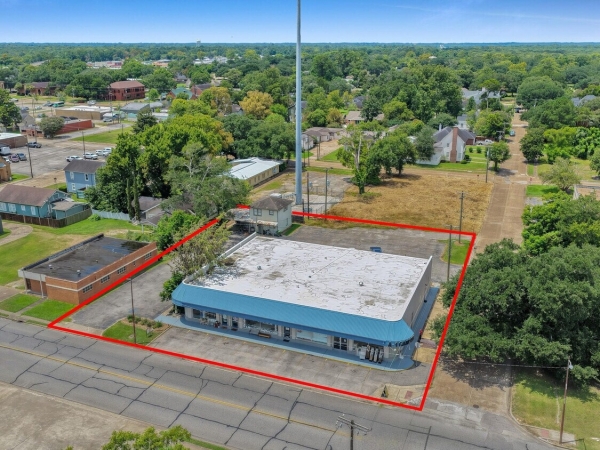 Listing Image #1 - Industrial for sale at 623 & 617 N Main St, Liberty TX 77575
