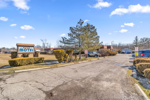Listing Image #3 - Others for sale at 11920 Telegraph Road, Ash Township MI 48117