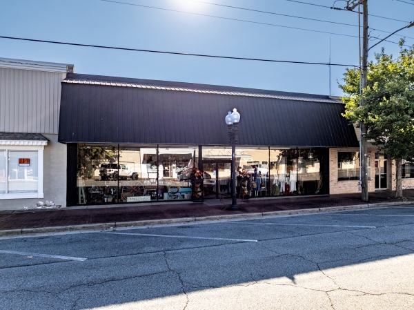 Listing Image #2 - Retail for sale at 123 N. Gordon Street, Ashburn GA 31714