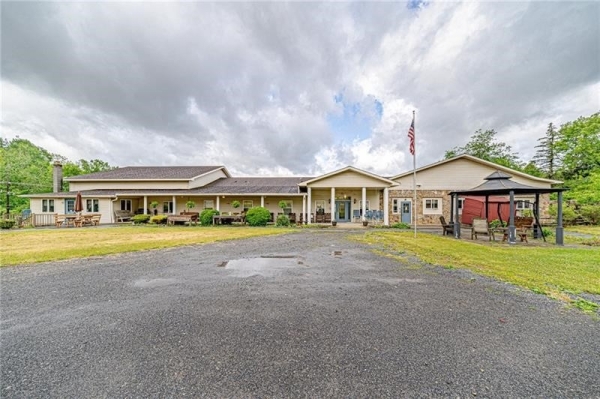Listing Image #2 - Others for sale at 170 Phillips St, Conemaugh Twp PA 15937