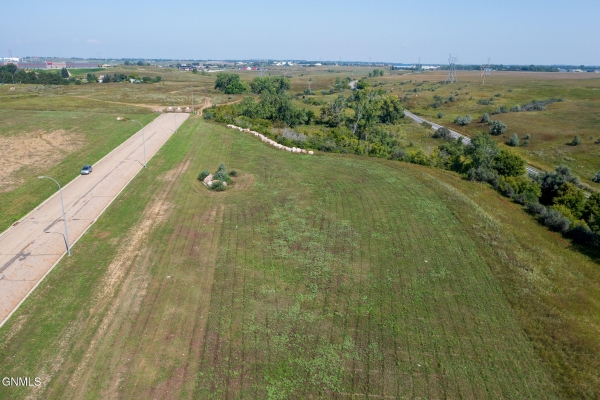 Listing Image #1 - Others for sale at 5005 N 19th Street, Bismarck ND 58503