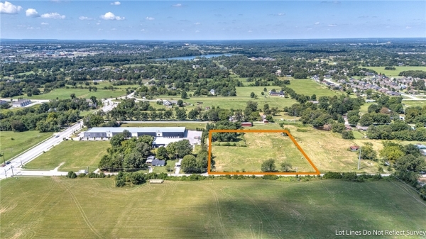 Listing Image #2 - Retail for sale at 1134 Oak Grove Road, Springdale AR 72762