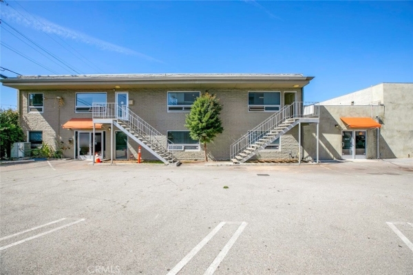 Listing Image #3 - Retail for sale at 416 418 E Colorado Street, Glendale CA 91205