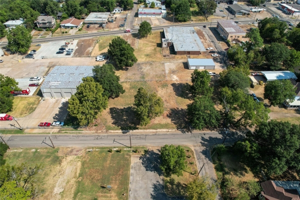 Listing Image #2 - Land for sale at TBD W Kaufman St, Paris TX 75460