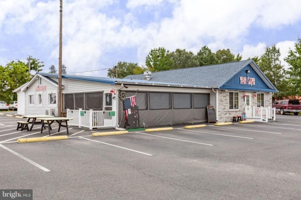 Listing Image #2 - Retail for sale at 1006 & 100 Church Lane S, Tappahannock VA 22560