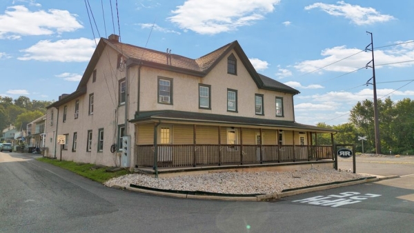 Listing Image #3 - Retail for sale at 36 Railroad Street, Royersford PA 19468