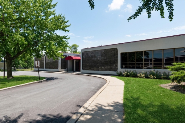 Listing Image #2 - Retail for sale at 423 South Ankeny Boulevard, Ankeny IA 50023