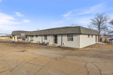 Listing Image #2 - Others for sale at 1421 E Main, Park Hills MO 63601