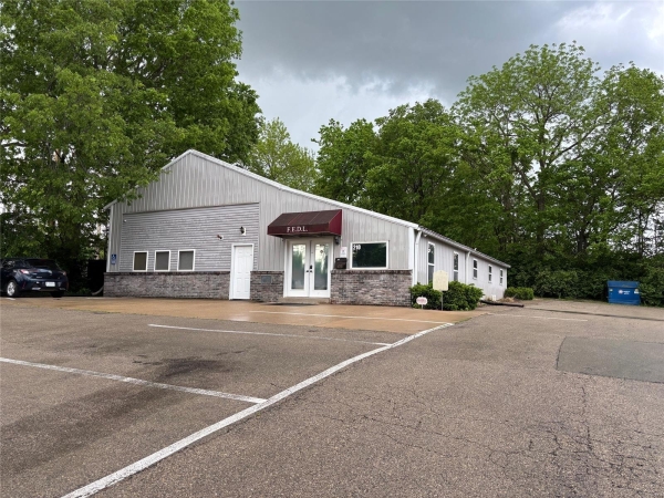 Listing Image #2 - Others for sale at 210 Hyler Drive, Farmington MO 63640