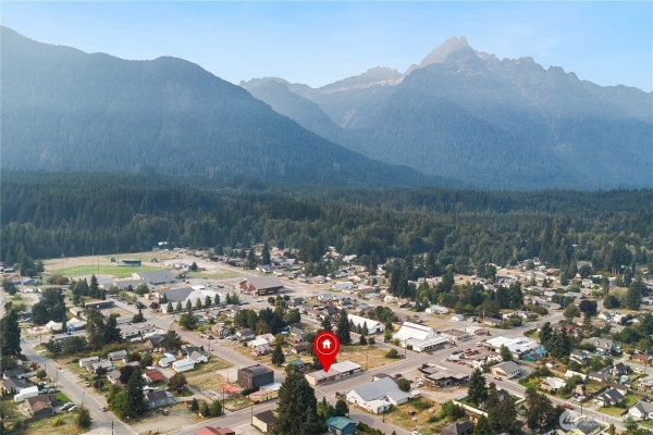 Listing Image #2 - Industrial for sale at 1075 Darrington Street, Darrington WA 98241