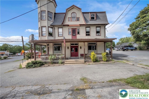 Listing Image #2 - Others for sale at 5881 Sullivan Trail, Plainfield Twp PA 18064