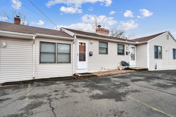 Listing Image #2 - Multi-family for sale at 269 W Washington Street, Bristol CT 06010