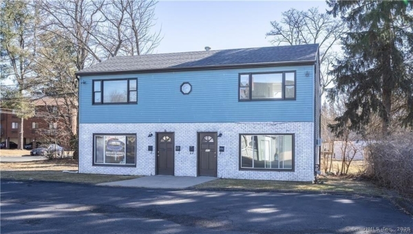 Listing Image #2 - Multi-family for sale at 452 East Street, Plainville CT 06062