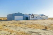 Listing Image #3 - Others for sale at 4779 Brabham Avenue, Rosamond CA 93560