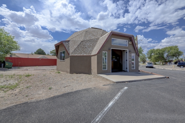 Listing Image #1 - Office for sale at 3001 Isleta Blvd SW, Albuquerque NM 87105