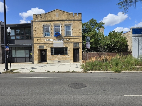 Listing Image #1 - Others for sale at 5640 N Western Avenue, Chicago IL 60659