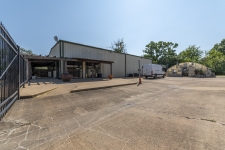 Retail property for sale in Houston, TX