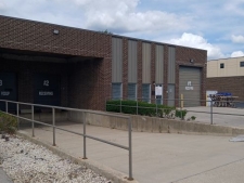 Listing Image #2 - Industrial for sale at 305 Eisenhower Lane, Lombard IL 60148