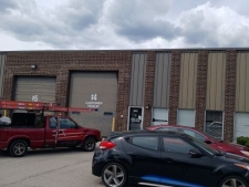 Listing Image #3 - Industrial for sale at 305 Eisenhower Lane, Lombard IL 60148