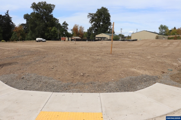 Listing Image #3 - Land for sale at Lot 8 Bloc Washington St W, Carlton OR 97111
