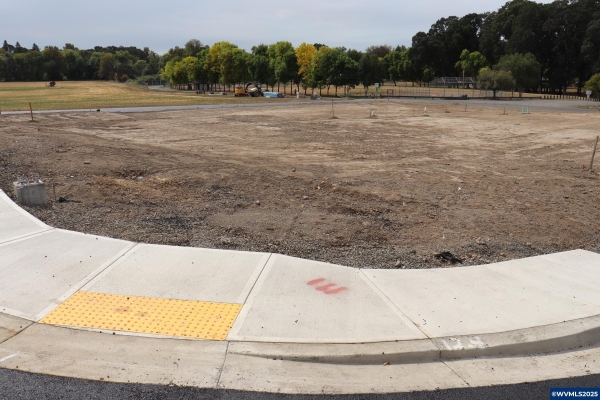 Listing Image #3 - Land for sale at Lot 1 Bloc Grant St W, Carlton OR 97111