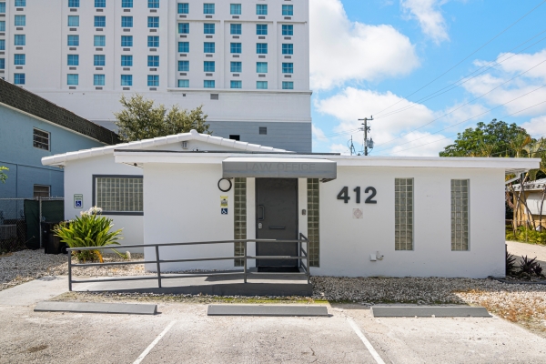 Listing Image #2 - Office for sale at 412 SE 23rd Street, Fort Lauderdale FL 33316
