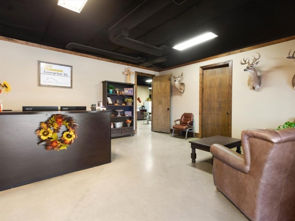 Listing Image #3 - Others for sale at 1519 W Kilpatrick Street, Cleburne TX 76033