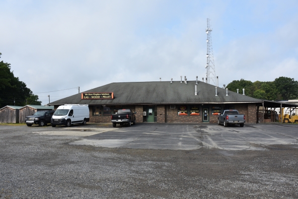 Listing Image #1 - Retail for sale at 17275 Shreve Run Road, Pleasantville PA 16341