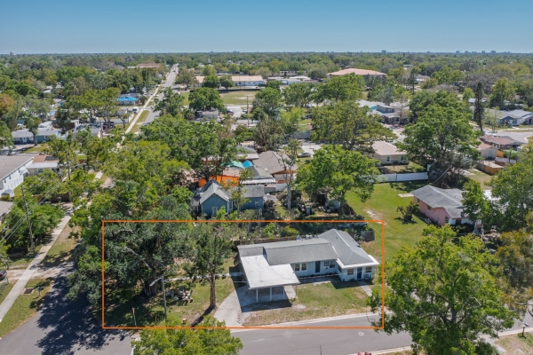 Listing Image #1 - Multi-family for sale at 4390 43rd St N, St. Petersburg FL 33714