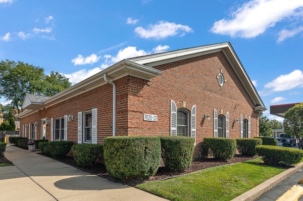 Listing Image #3 - Office for sale at 7620 W 159th Street, Orland Park IL 60462