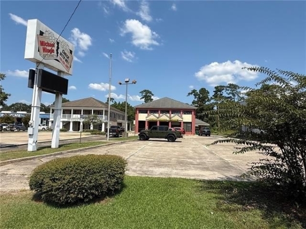 Listing Image #2 - Others for sale at 220 GAUSE Boulevard, Slidell LA 70458