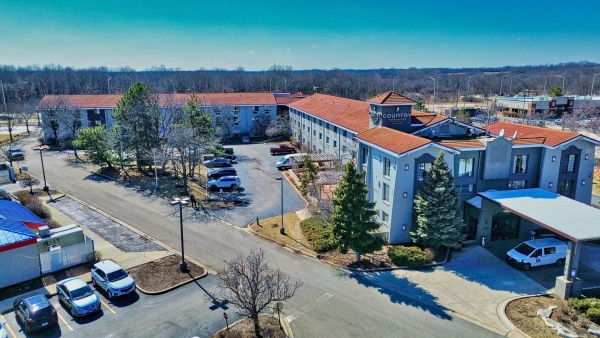 Listing Image #2 - Others for sale at 2280 N Barrington Road, Hoffman Estates IL 60169