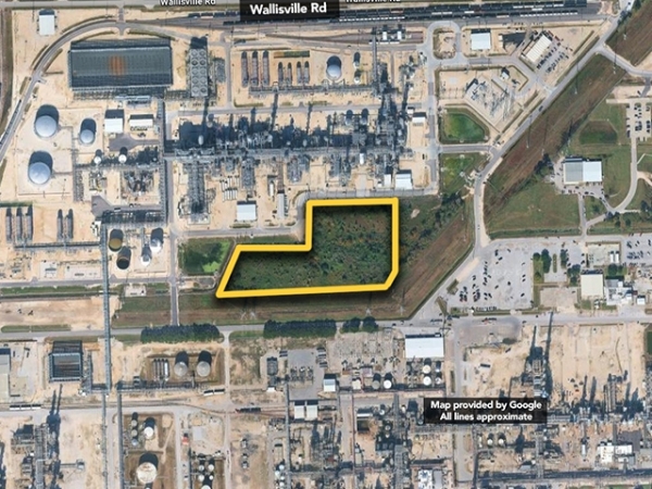 Listing Image #1 - Land for sale at 17400 Wallisville Road, Channelview TX 77049