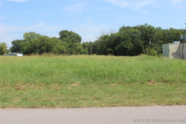 Listing Image #1 - Land for sale at S GRANT Avenue, Wagoner OK 74467