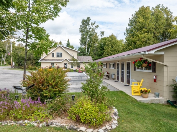 Listing Image #3 - Office for sale at 7950 Hwy 57, Baileys Harbor WI 54202