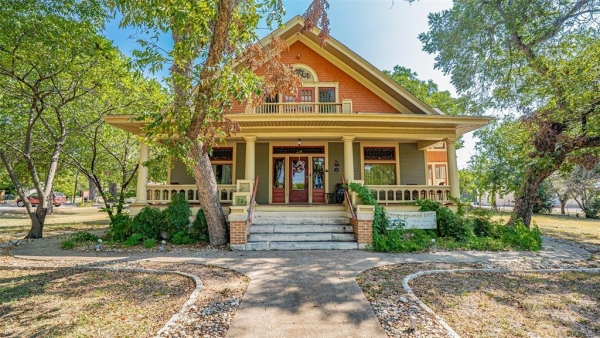 Listing Image #1 - Others for sale at 616 Thorpe Springs Road, Granbury TX 76048
