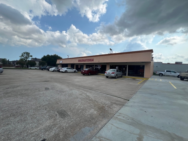 Listing Image #3 - Retail for sale at 501 El Dorado Blvd, Webster TX 77598 Listing Image #3 - Retail for sale at 501 El Dorado Blvd, Webster TX 77598
