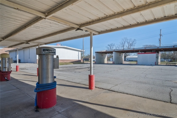Listing Image #2 - Others for sale at 311 Indiana Avenue, Keifer OK 74041