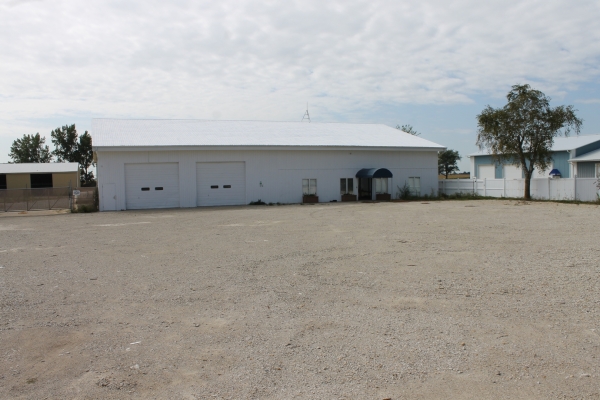 Listing Image #2 - Industrial for sale at 320 W Lincoln Hwy, Cortland IL 60112