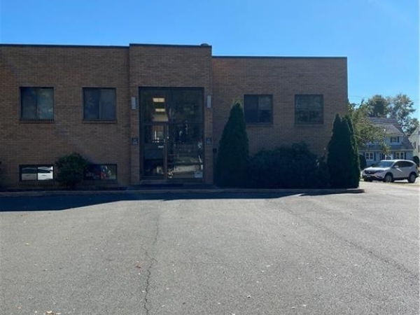 Listing Image #3 - Others for sale at 2572 Whitney Avenue, Hamden CT 06518