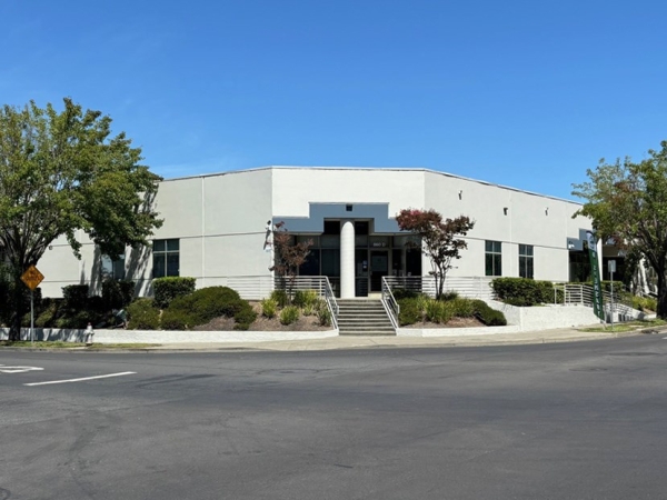 Listing Image #1 - Industrial for sale at 860 Kaiser Rd. C & D, Napa CA 94558